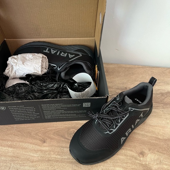 SOLD 💕 Ariat Men's Outpace Black Composite Toe Sneakers 10040283 - Picture 11 of 16